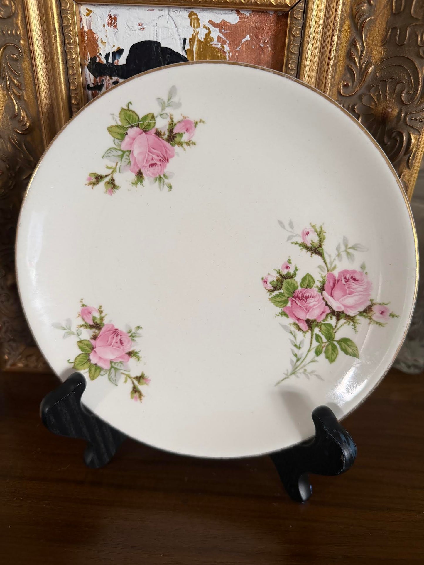 Custom Hand-Painted Dog Portrait on a Vintage Plate, vintage roses, Medium 8"