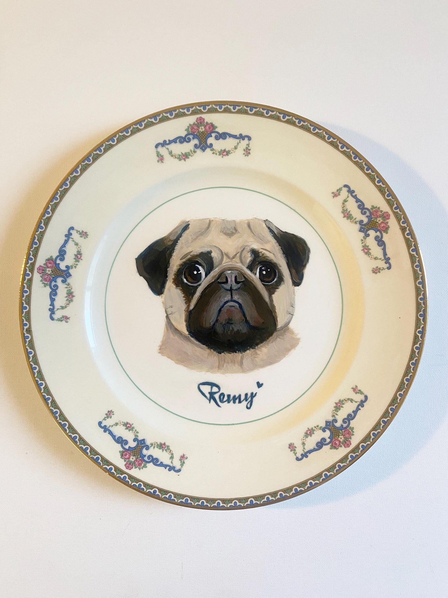 Brantley Gold Rim – Custom Portrait Plate