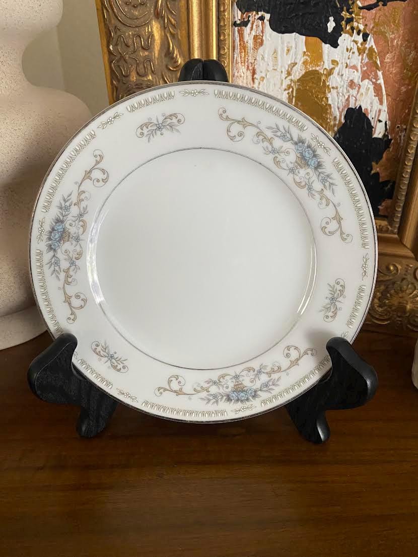 Custom Hand-Painted Dog Portrait on a Vintage Plate, Diane, small 6" med. 7.5"