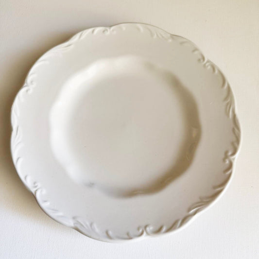 Custom Hand-Painted Dog Portrait on a Vintage Plate, white scallop , small 6.5"